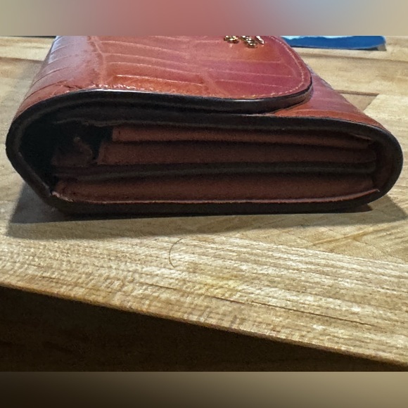 Coach Croc Embossed Ombré long wallet - Picture 12 of 13
